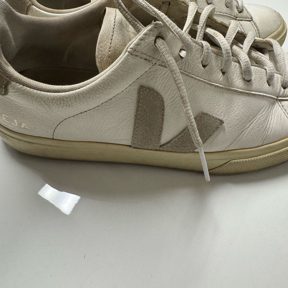 Veja Off-White and Beige Sneakers